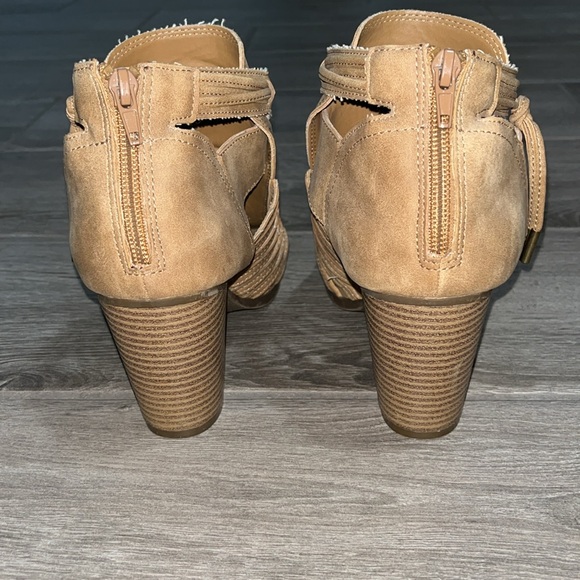 👡Rampage👡 Vella Women’s chunky heel tan faux suede size 7.5 - Picture 3 of 8